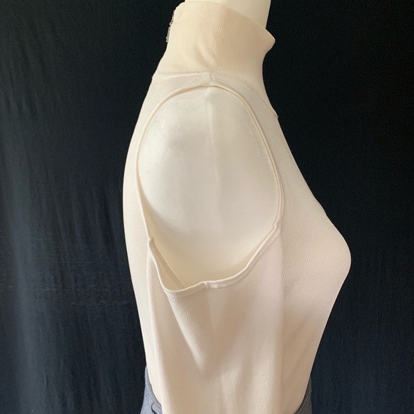 WHBM mockneck cold shoulder top - Picture 2 of 5